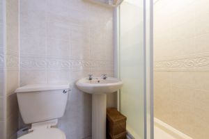Ensuite to Master- click for photo gallery
